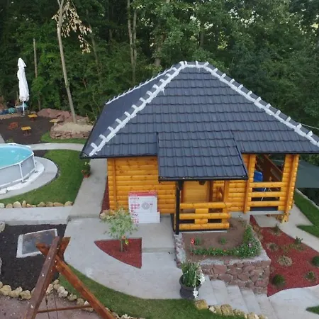 Holiday park Etno Kutak Milojevic *