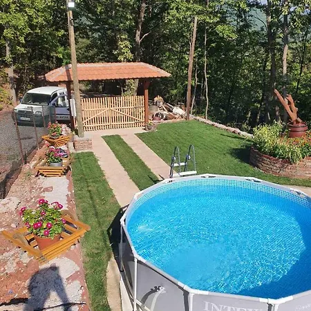 Etno Kutak Milojevic Park za odmor *