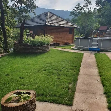 Holiday park Etno Kutak Milojevic *